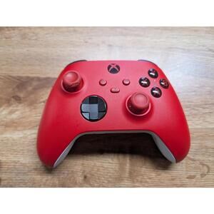 Microsoft Xbox Wireless Controller - Red and White TESTED